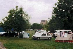 Vorschaubild: KNAUS-Campingpark Frickenhausen in Frickenhausen bei Ochsenfurt Die Zeltwiese im vorderen Teil des Platzes