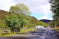 Vorschaubild: Camping Mosjøen in Mosjøen Weg vor oberen Plätzen