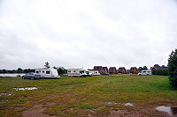 Vorschaubild: Bränna Camping in Överkalix Stellplatzwiese am Wasser