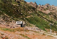 Vorschaubild: Le Brévent Auf 2000m Höhe befindet sich die Zwischenstation Planpraz. Im Sommer lädt dieses Gebiet zum Wandern, im Winter zum Skifahren ein.