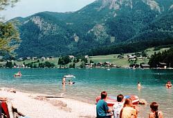 Vorschaubild: Camping Wolfgangblick in Abersee Der berühmte Wolfgangsee. Das Wasser ist angenehm warm, nur der Strand ist steinig und es geht schnell abwärts