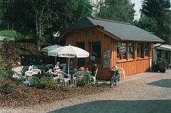 Vorschaubild: Camping Elztalblick in Waldkirch - Siensbach Bei unserem zweiten Besuch im Sommer 1997 ist dieser Kiosk neu.