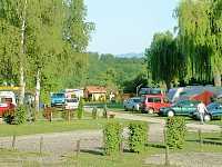 Vorschaubild: Europa Camping in Willstätt-Sand überall reichlich (Stell)Platz, für den, der es mag, auch gekiest