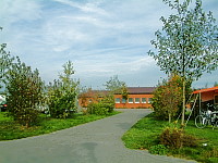 Vorschaubild: Alfsee - Campingpark in Rieste Zum Komfortplatz gehört auch ein modernes und geräumiges Sanitärgebäude.