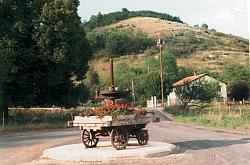 Vorschaubild: Camping Montaigut le Blanc in Champeix Auf der anderen Seite des Platzes wurde eine neue Zufahrt angelegt. Auch für große Gespanne ist die Ein- und Ausfahrt jetzt bequem möglich
