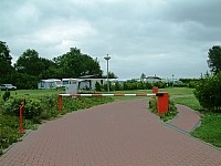 Vorschaubild: Camping Veerse Meer in Wolphaartsdijk Hinter den Mobilplätzen: Weitere Stellflächen