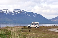 Vorschaubild: Skittenelv Camping in Krokelvdalen bei Tromsø Stellplatz am Sund