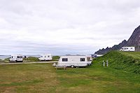 Vorschaubild: Midnattsol Camping in Bleik Stellplatzwiese