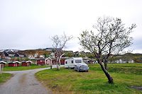 Vorschaubild: NAF-Camping Storvannet in Hammerfest abfallender Stellplatz