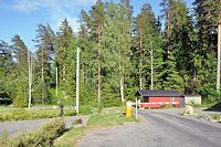 Vorschaubild: Långsjön Stugor & Camping in Ankarsrum Platzeinfahrt