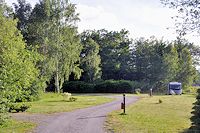 Vorschaubild: Långsjön Stugor & Camping in Ankarsrum Stellplätze mit E-Anschlüssen