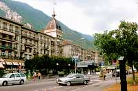 Vorschaubild: Interlaken Die Stadt Interlaken mit dem Panorama von Eiger, Mönch und Jungfrau zieht weltweit die Touristen an.