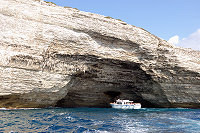 Vorschaubild: Bonifacio über dem Meer Einfahrt in die Grotte du Sdragonato