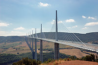 Vorschaubild: Frankreich Anreise der Viadukt von Millau von Norman Foster